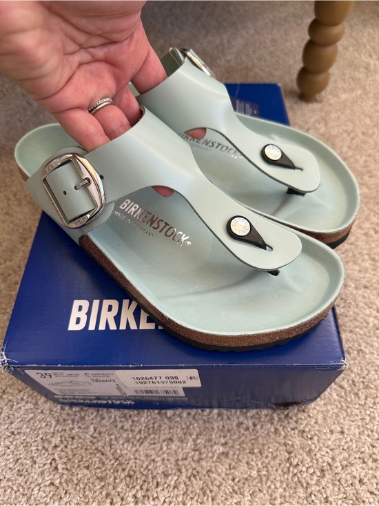 Birkenstock Shoes - Birkenstock Gizeh Big Buckle High-Shine Surf Green 39 NWT